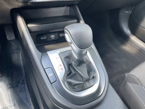 Used 2023 Kia Forte LXS w/ LXS Technology Package FWD image 23