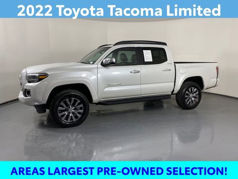 Certified 2022 Toyota Tacoma Limited image 3