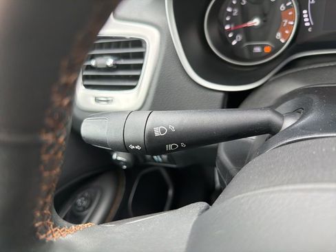 Certified 2021 Jeep Compass Latitude image 11