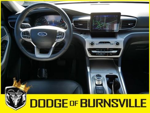 Used 2024 Ford Explorer XLT w/ Equipment Group 202A AWD/4WD image 14