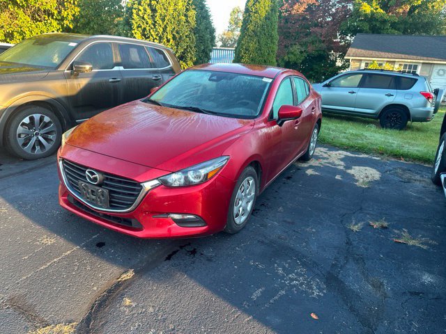 Used 2018 MAZDA MAZDA3 Sport FWD image 3