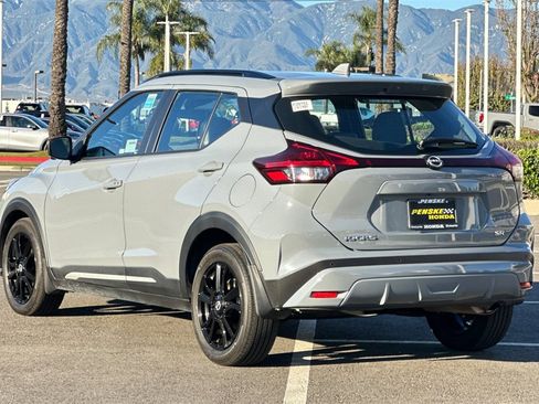Used 2024 Nissan Kicks SR w/ SR Premium Package image 6