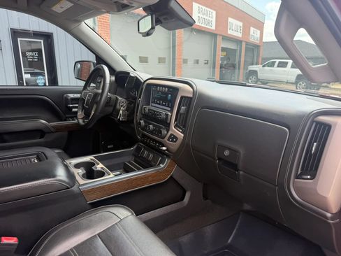 Used 2018 GMC Sierra 1500 Denali AWD/4WD image 15