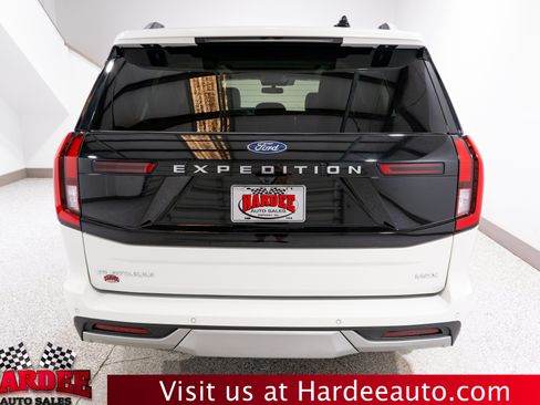 Used 2025 Ford Expedition Max Platinum w/ Platinum Ultimate Package AWD/4WD image 4