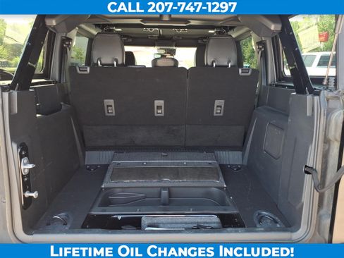Used 2024 Ford Bronco Wildtrak AWD/4WD image 11