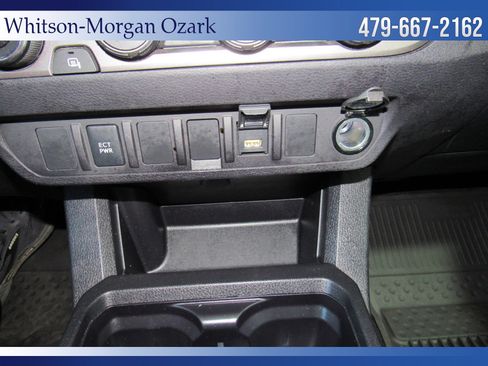 Used 2022 Toyota Tacoma SR image 45