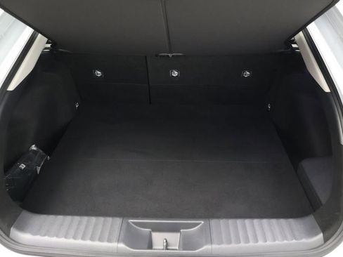 Used 2024 Toyota Prius XLE image 22