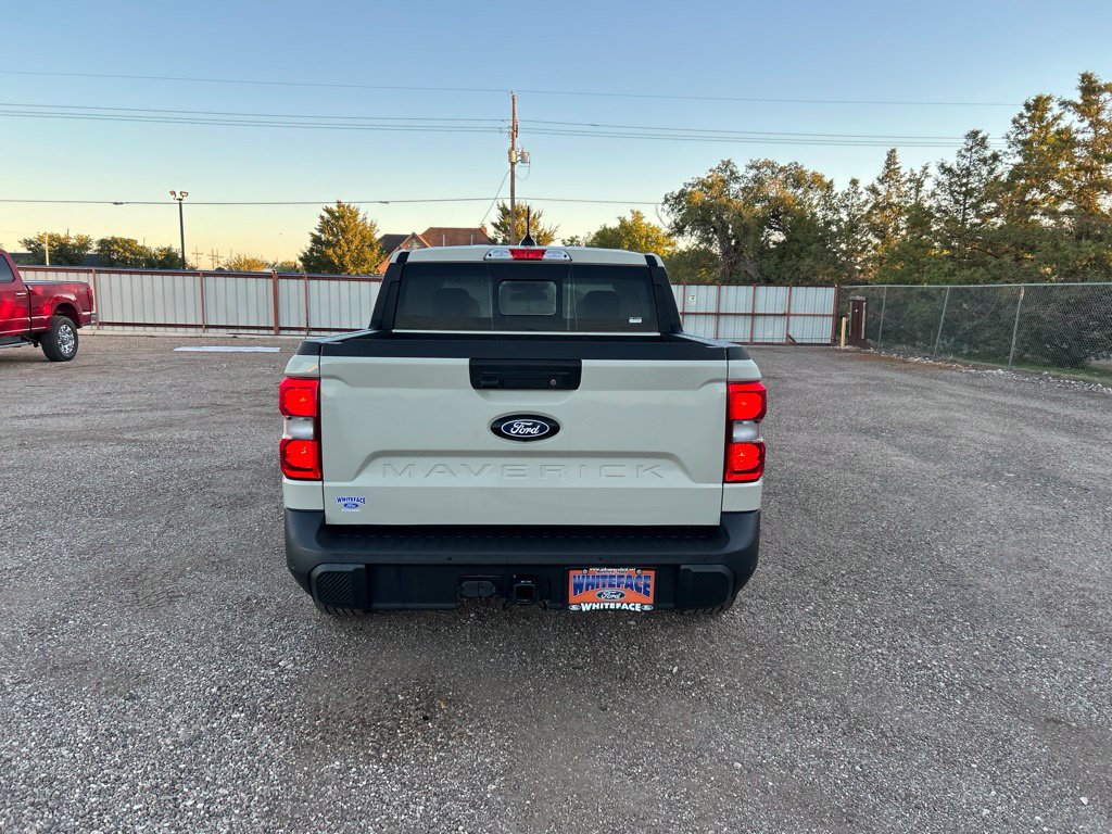 Used 2025 Ford Maverick Lariat w/ 4K Tow Package AWD/4WD image 5