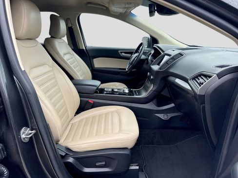 Used 2020 Ford Edge SEL image 7