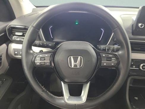 Used 2023 Honda Pilot Touring image 27