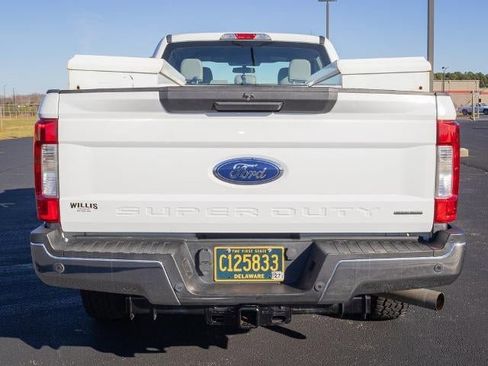 Used 2018 Ford F250 XL w/ Power Equipment Group image 3