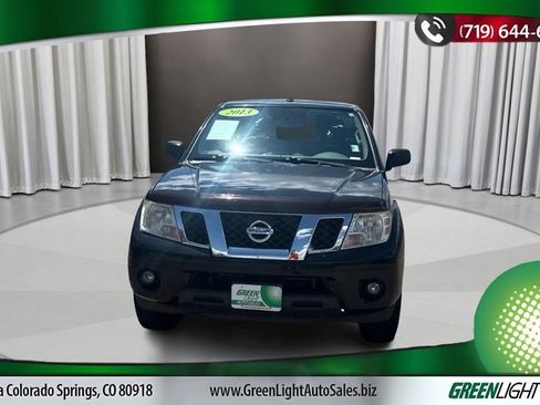 Used 2013 Nissan Frontier SV w/ SV Value Truck Pkg AWD/4WD image 8