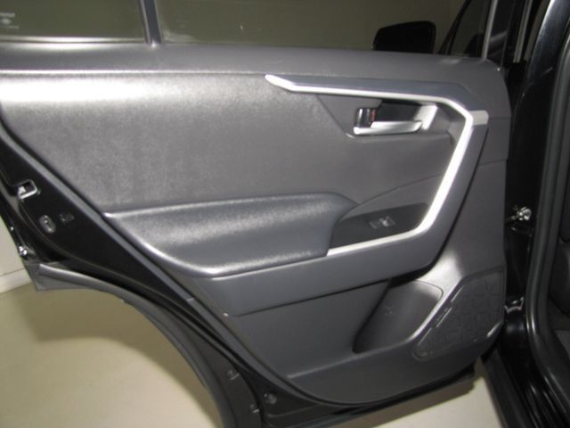 Used 2025 Toyota RAV4 XLE w/ Weather Package AWD/4WD image 14