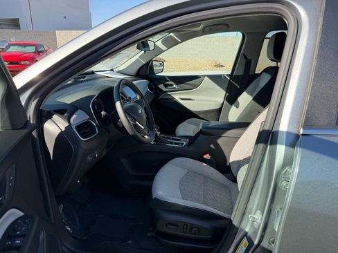 Certified 2024 Chevrolet Equinox LT image 12