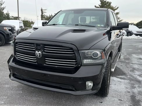 Used 2015 RAM 1500 Sport w/ Convenience Group image 18