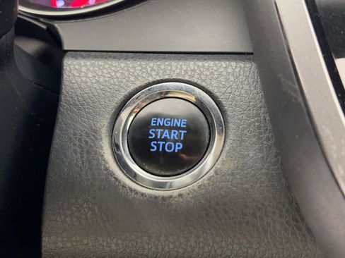 Used 2022 Toyota Camry XSE image 26