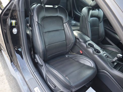 Used 2024 Ford Mustang GT Premium image 5