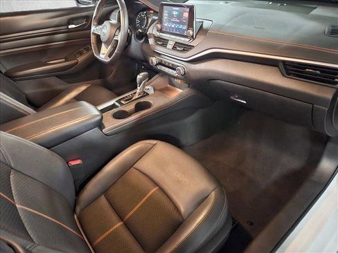 Used 2021 Nissan Altima 2.5 SR image 19