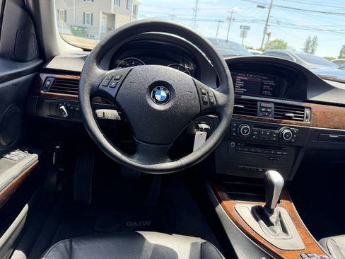 Used 2011 BMW 328i xDrive Sedan AWD/4WD image 17