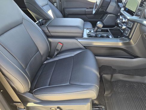 New 2025 Ford F150 Lariat w/ Equipment Group 501A Mid image 17