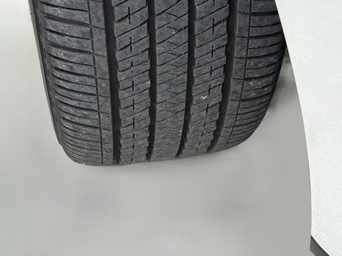 Used 2025 Lexus UX 300h FWD image 45