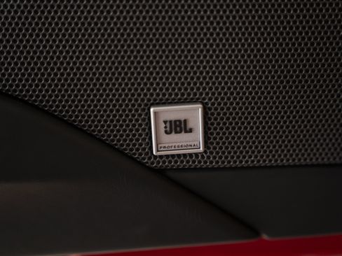Used 2018 Ferrari 488 GTB RWD image 23