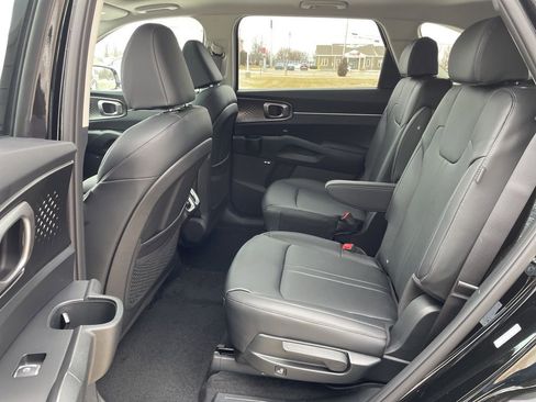 New 2026 Kia Sorento EX image 11