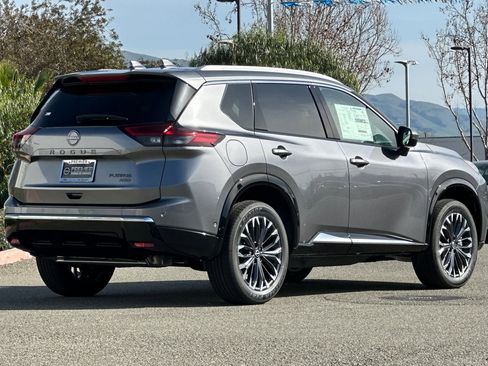 New 2026 Nissan Rogue Platinum w/ Tech Package image 4