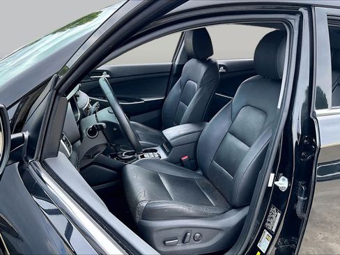 Used 2019 Hyundai Tucson Limited FWD image 8