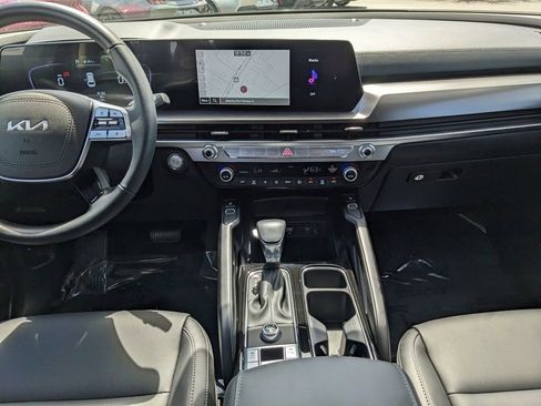 Used 2025 Kia Telluride S image 18