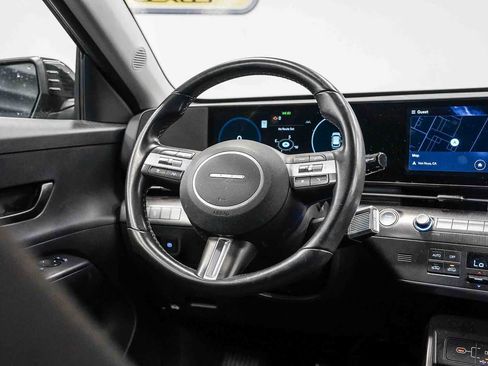 Used 2024 Hyundai Kona SEL w/ Convenience Package AWD/4WD image 15