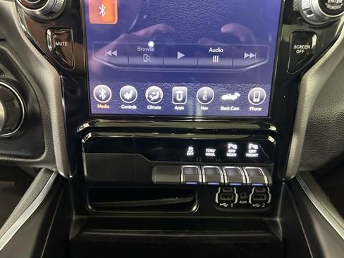 Used 2020 RAM 1500 Big Horn AWD/4WD image 20