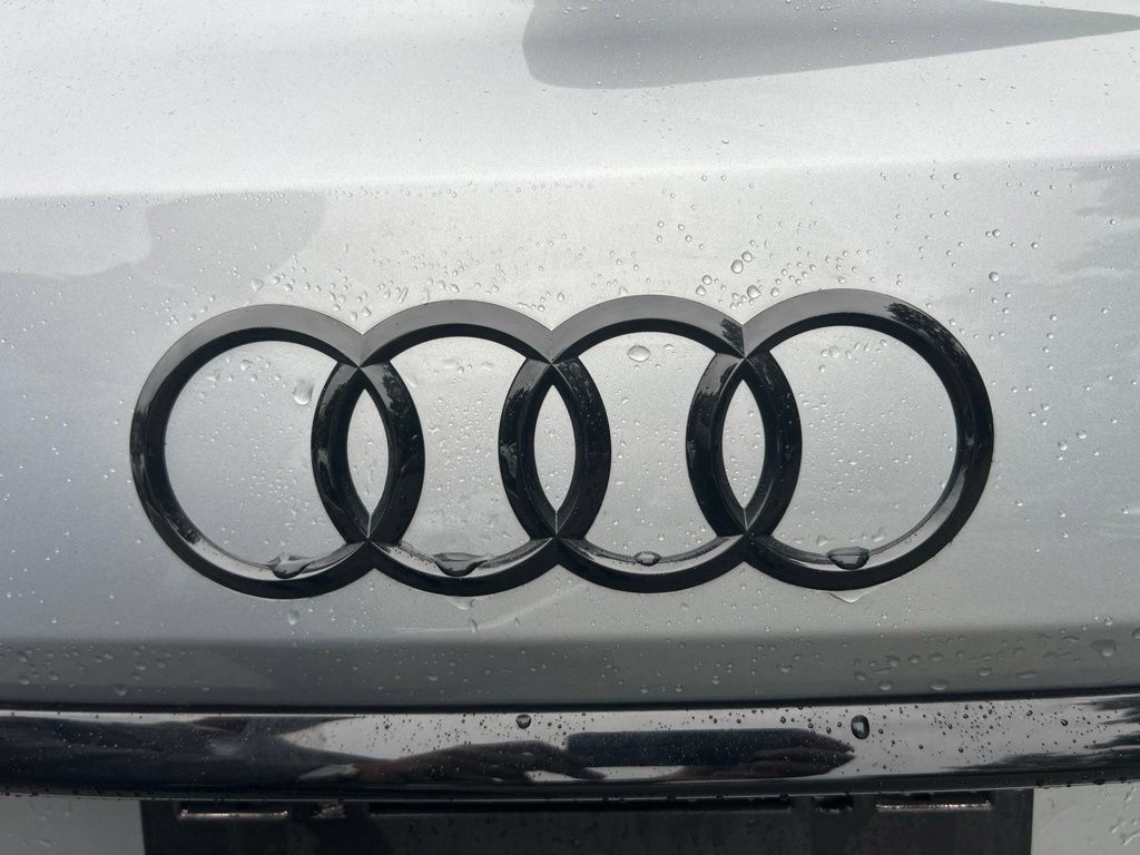 Used 2023 Audi Q7 2.0T Premium Plus w/ Premium Plus Package AWD/4WD image 25