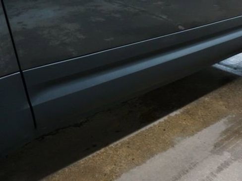 Used 2023 Land Rover Defender 90 S image 77