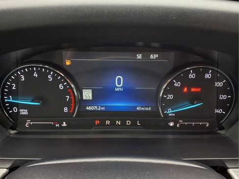 Used 2023 Ford Explorer XLT w/ Equipment Group 202A AWD/4WD image 31