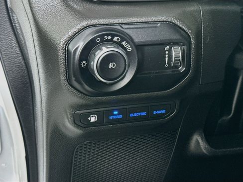Used 2023 Jeep Wrangler Unlimited Rubicon 4xe w/ Cold Weather Group AWD/4WD image 16