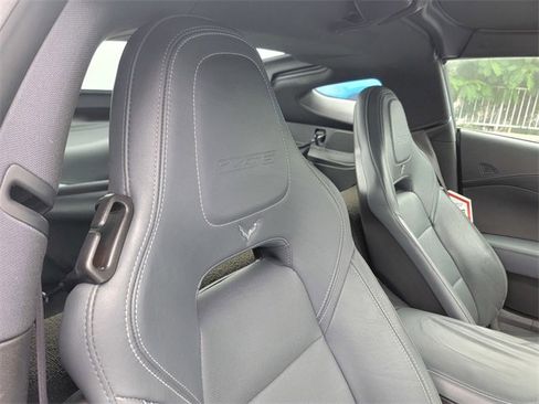 Used 2017 Chevrolet Corvette Z06 image 16