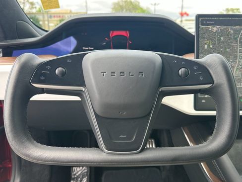 Used 2022 Tesla Model S AWD/4WD image 22