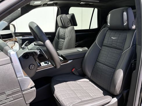 New 2026 Cadillac Escalade Platinum Sport AWD/4WD image 12