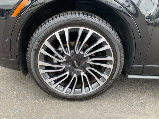 Certified 2020 Lincoln Corsair Reserve w/ Equipment Group 201A AWD/4WD image 14