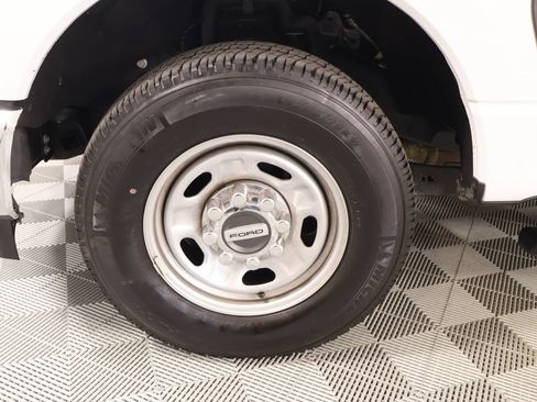 Used 2024 Ford F250 XL w/ XL Chrome Package RWD image 16