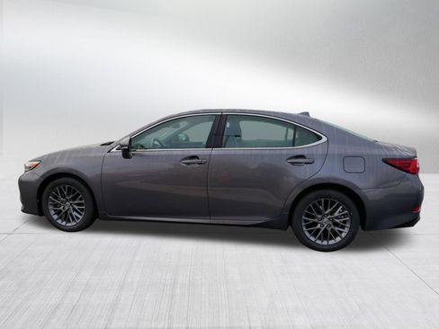 Used 2018 Lexus ES 350 w/ Premier Package image 4