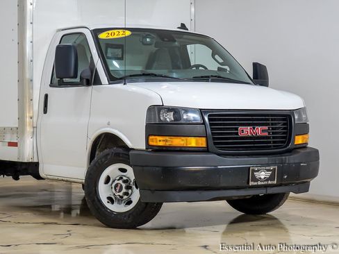 Used 2022 GMC Savana 3500 w/ Power Convenience Package RWD image 3