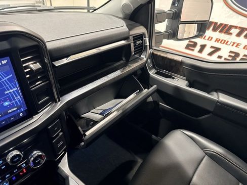 Used 2024 Ford F350 Lariat w/ FX4 Off-Road Package image 35