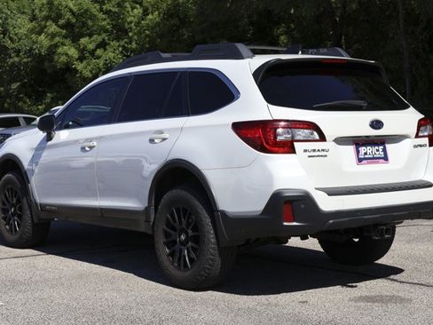 Used 2019 Subaru Outback 2.5i Limited AWD/4WD image 7