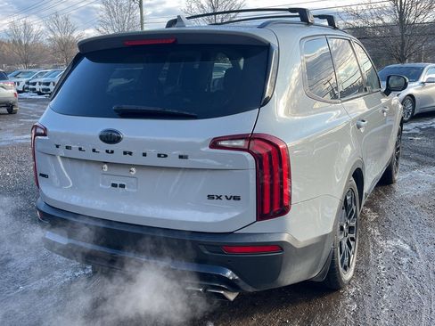 Used 2021 Kia Telluride SX w/ SX Prestige Package image 3