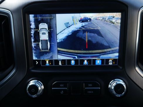 Used 2023 GMC Sierra 3500 Denali w/ Denali Ultimate Package image 17