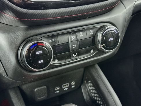 Used 2021 Chevrolet TrailBlazer RS w/ Convenience Package AWD/4WD image 15