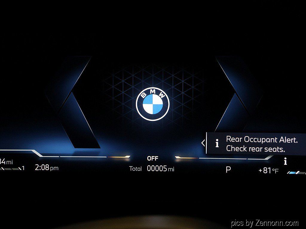 Used 2027 BMW X1 xDrive28i AWD/4WD image 17