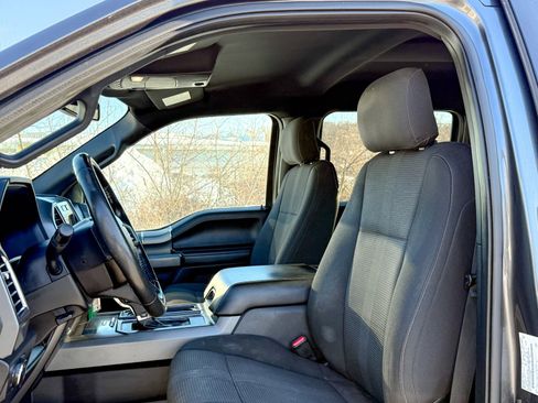 Used 2017 Ford F150 XLT w/ Equipment Group 302A Luxury image 16